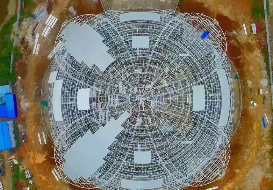 南开体育馆网架